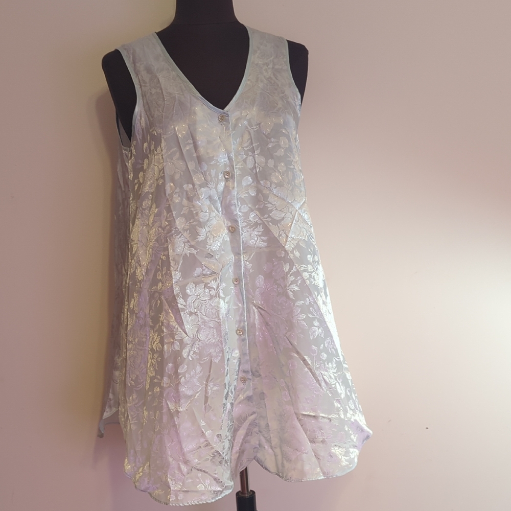 Floral Lace Button-Down Sleeveless Top